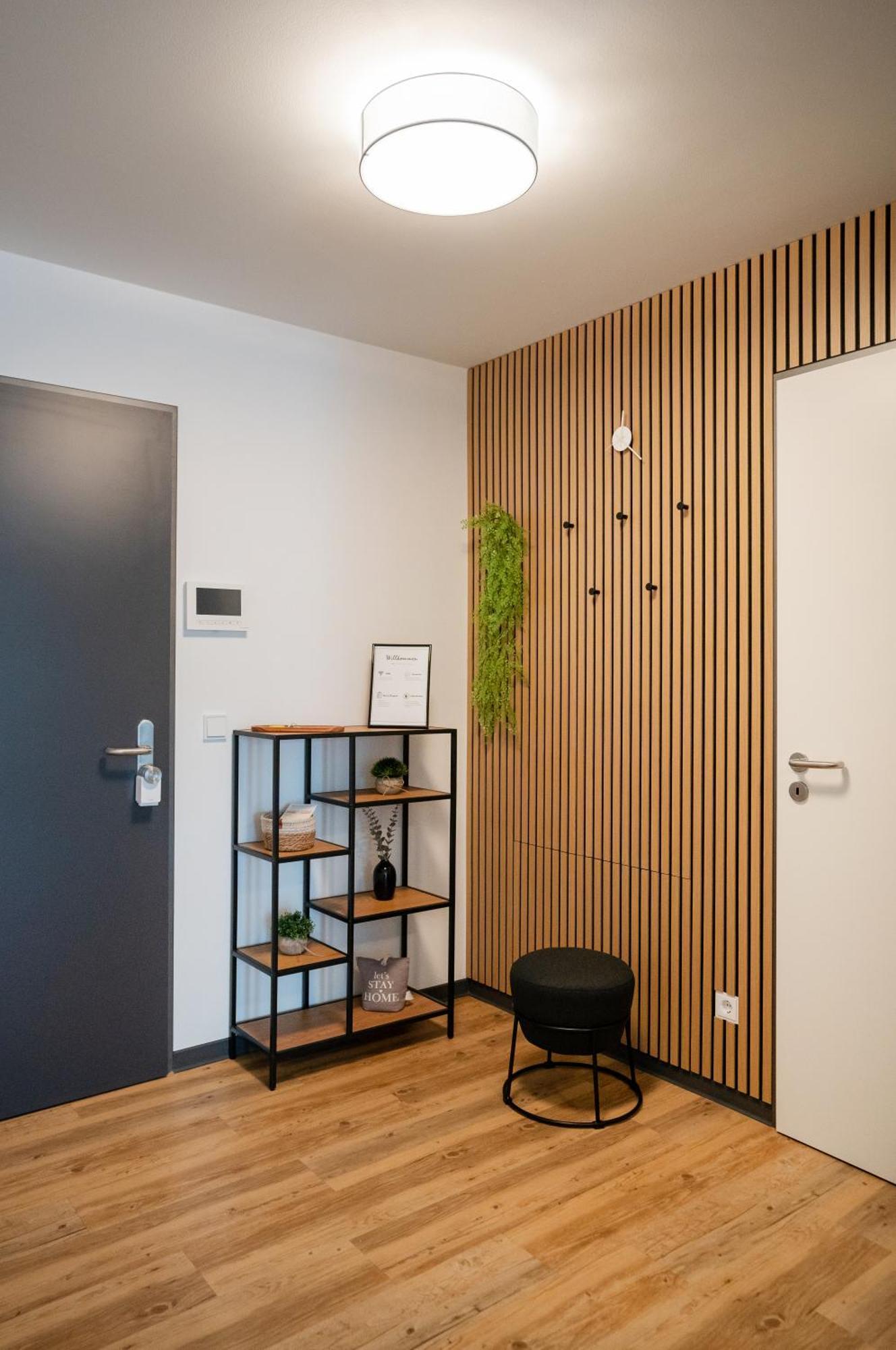 Reitz - Apartment I Zentrale Lage I Stellplatz I 55Qm I 2 Zimmer I Kueche I Bad I Terrasse バート・ヘルスフェルト エクステリア 写真